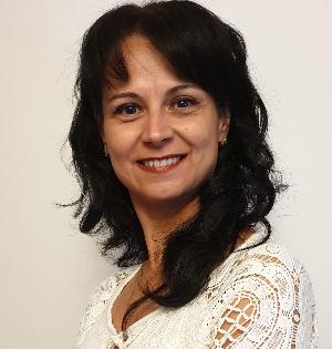 Roxy Borcsa